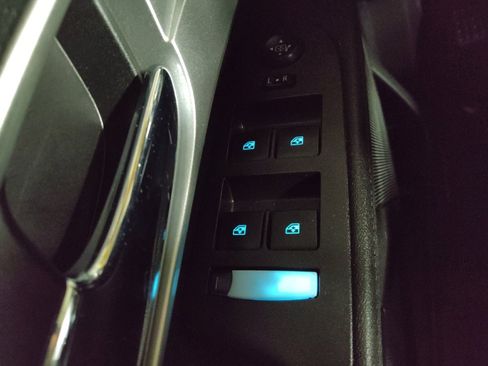 Used 2017 Chevrolet Equinox LS FWD image 27