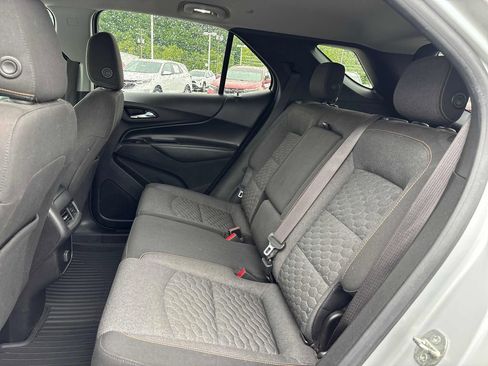 Used 2018 Chevrolet Equinox LT AWD/4WD image 24