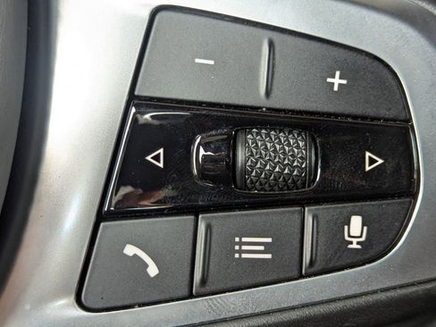 Used 2021 BMW M3 Competition image 24