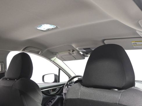 Used 2019 Subaru Impreza 2.0i w/ Eyesight image 17