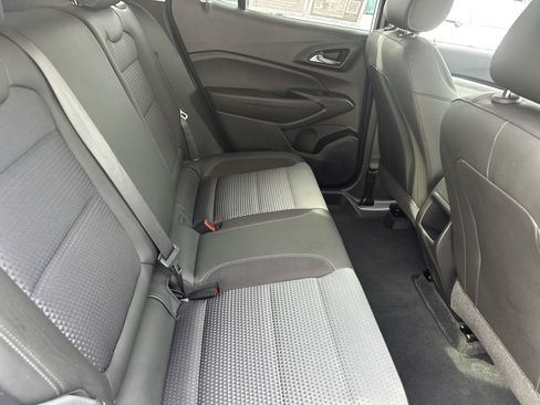 Used 2024 Chevrolet Trax LT w/ Driver Confidence Package FWD image 14