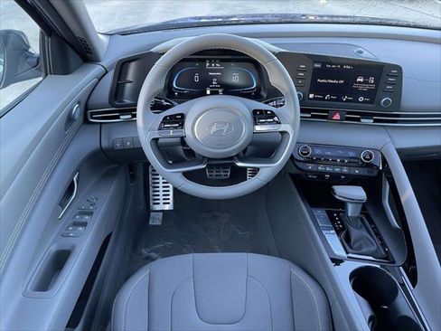 New 2026 Hyundai Elantra SEL Sport Premium FWD image 7