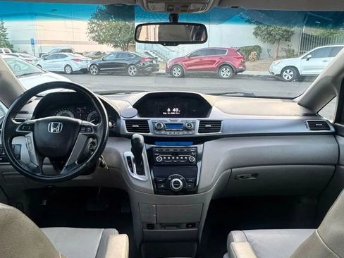 Used 2012 Honda Odyssey EX-L image 17