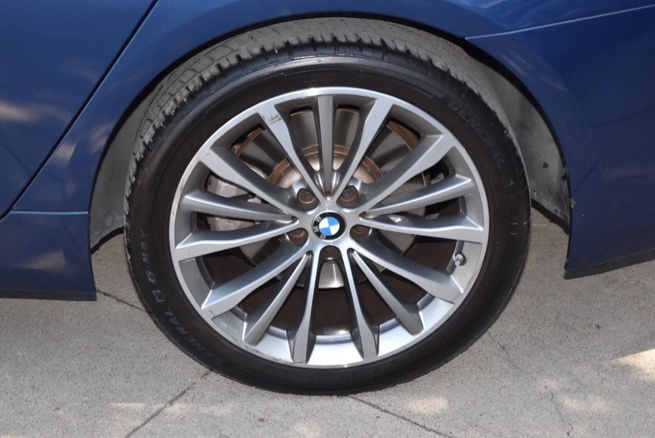 Used 2021 BMW 540i w/ Convenience Package RWD image 37