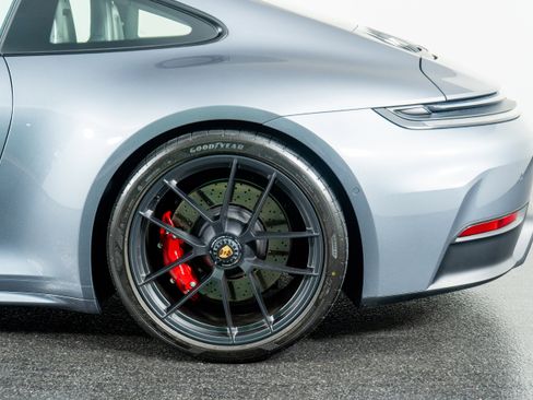 Used 2025 Porsche 911 Carrera 4 GTS image 14