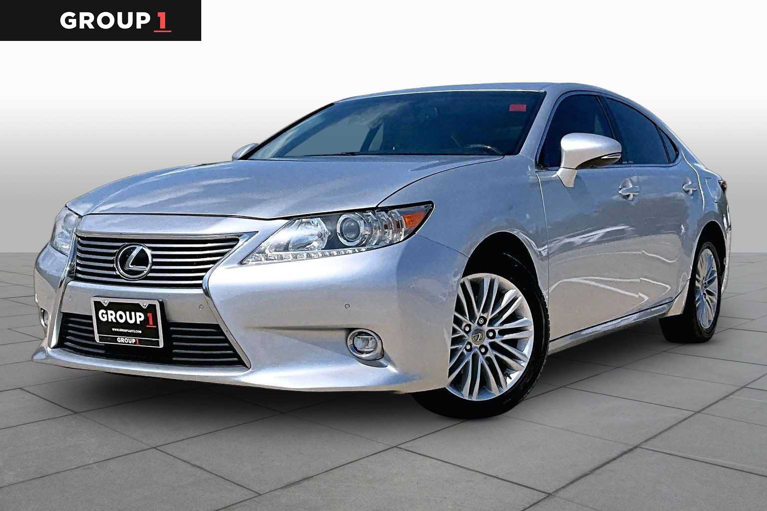 Used 2014 Lexus ES 350 w/ Luxury Package FWD image 1