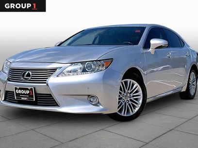 Used 2014 Lexus ES 350 w/ Luxury Package