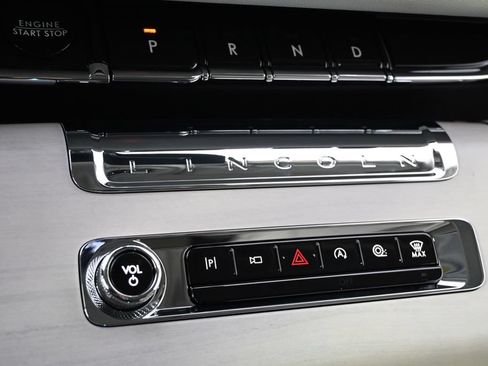 New 2026 Lincoln Aviator Reserve AWD/4WD image 31