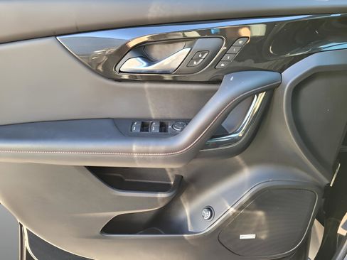 Certified 2023 Chevrolet Blazer RS w/ Driver Confidence II Package image 28