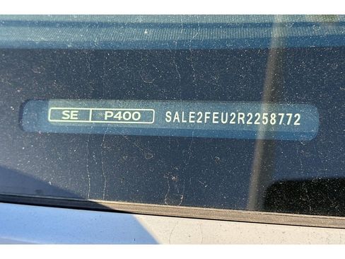 Used 2024 Land Rover Defender 130 X-Dynamic SE image 8