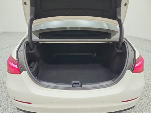 Used 2023 Mercedes-Benz C 300 Sedan image 19