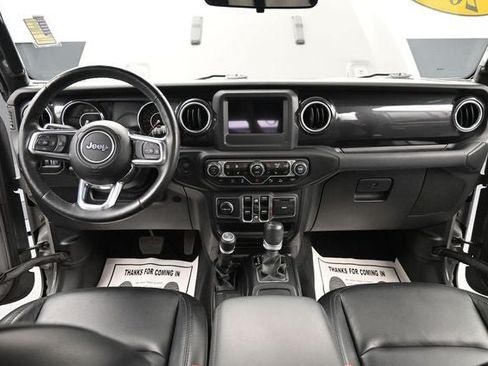 Used 2021 Jeep Wrangler Unlimited Sahara AWD/4WD image 17