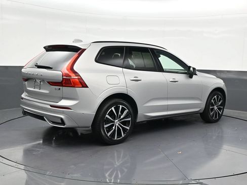 Used 2024 Volvo XC60 B5 Plus w/ Climate Package AWD/4WD image 6