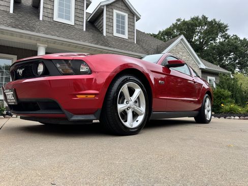 Used 2011 Ford Mustang GT Premium RWD image 21