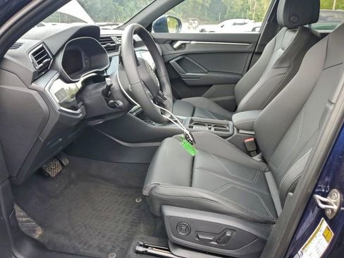 Used 2025 Audi Q3 2.0T Premium w/ Convenience Package image 6