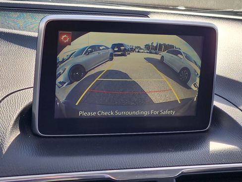 Used 2016 MAZDA MAZDA3 s Grand Touring image 19