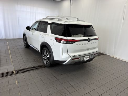 Used 2025 Nissan Pathfinder Platinum w/ Cargo Package FWD image 16