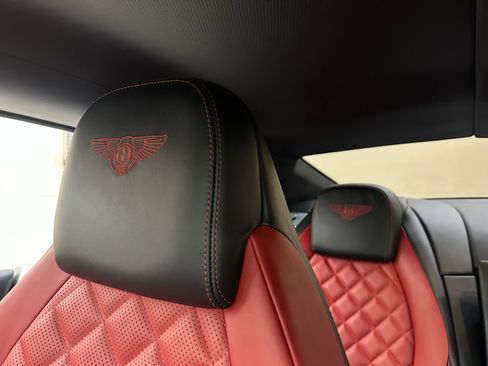 Used 2016 Bentley Continental GT image 36