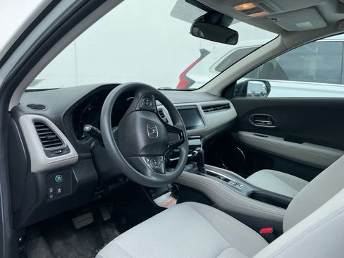 Used 2019 Honda HR-V EX image 5