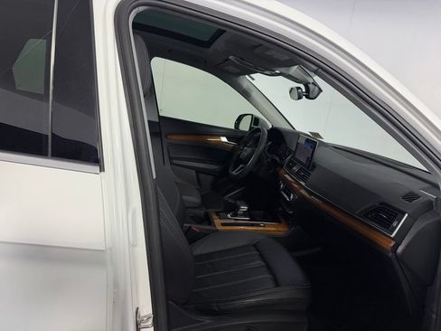 Used 2023 Audi Q5 2.0T Premium Plus w/ Premium Plus Package AWD/4WD image 32