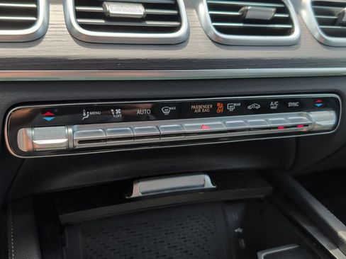 Used 2025 Mercedes-Benz GLE 450 4MATIC image 23