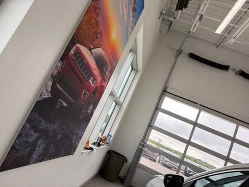 Certified 2024 Ford Escape Platinum AWD/4WD image 17