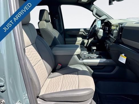 New 2026 Chevrolet Silverado 1500 ZR2 image 27