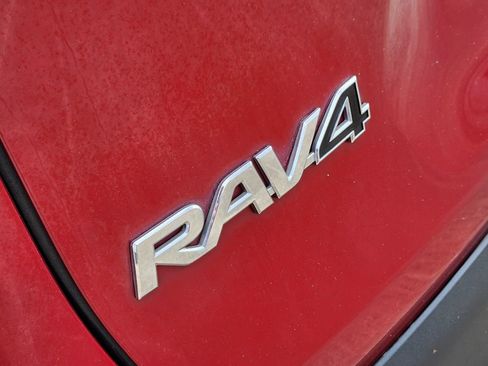 Used 2023 Toyota RAV4 XLE Premium FWD image 17