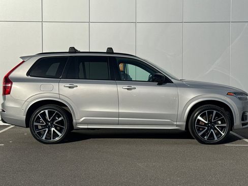 Used 2023 Volvo XC90 T8 Plus w/ Protection Package Premier image 6