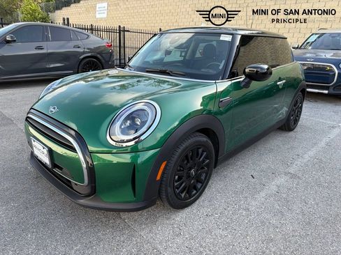 Used 2024 MINI Cooper 2-Door Hardtop FWD image 1