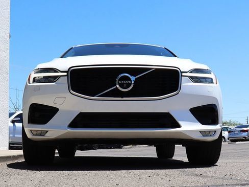 Used 2018 Volvo XC60 T6 R-Design w/ Convenience Package AWD/4WD image 17