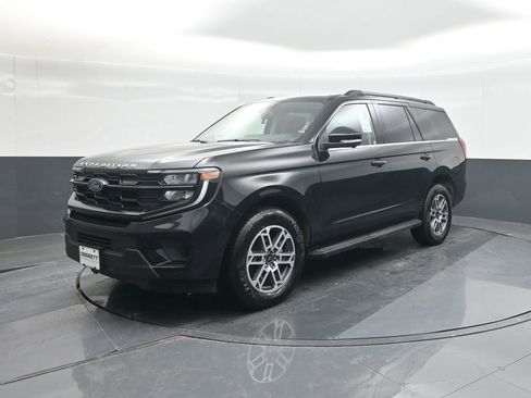 New 2026 Ford Expedition Active RWD image 31