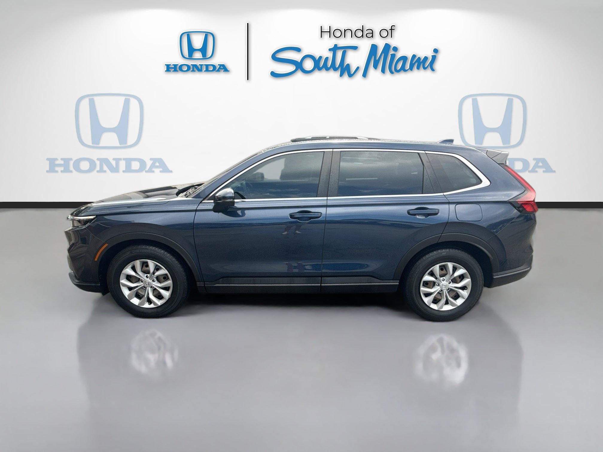 Certified 2024 Honda CR-V LX image 4