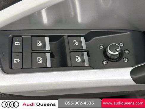 Certified 2023 Audi Q3 2.0T Premium Plus w/ Premium Plus Package AWD/4WD image 18