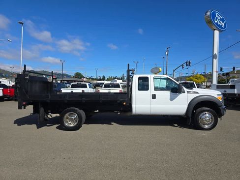 Used 2013 Ford F550 XL 2WD SuperCab 186 WB 84 CA w/ XL Value Pkg image 6