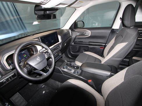 New 2026 Ford Bronco Sport Big Bend w/ Convenience Package image 2