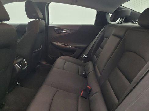 Used 2023 Chevrolet Malibu LT FWD image 18