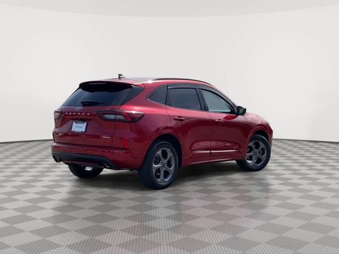 Used 2024 Ford Escape ST-Line w/ Tech Pack #1 AWD/4WD image 8
