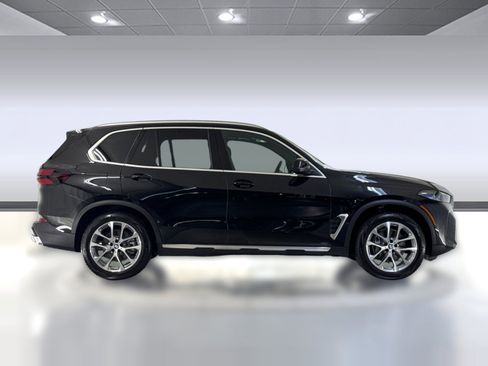 New 2026 BMW X5 sDrive40i w/ Premium Package image 7