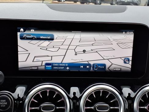 Certified 2025 Mercedes-Benz GLA 250 4MATIC image 18