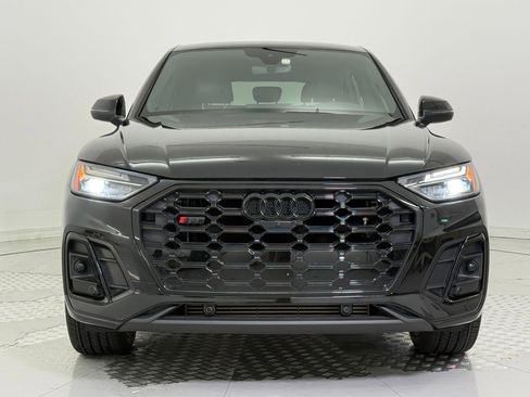 Certified 2023 Audi SQ5 Premium Plus w/ Premium Plus Package image 5