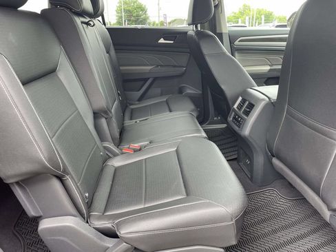 Certified 2023 Volkswagen Atlas SE FWD image 8