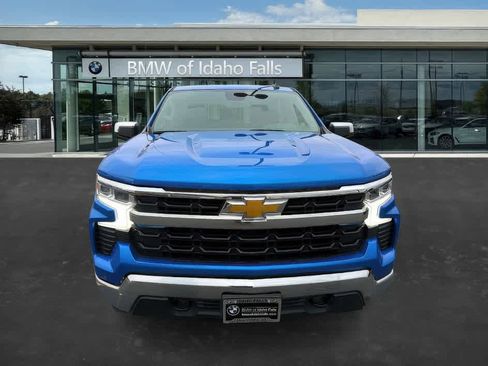 Used 2025 Chevrolet Silverado 1500 LT image 3