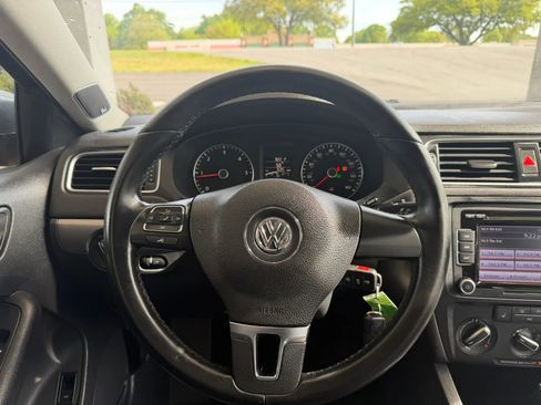 Used 2014 Volkswagen Jetta TDI image 10