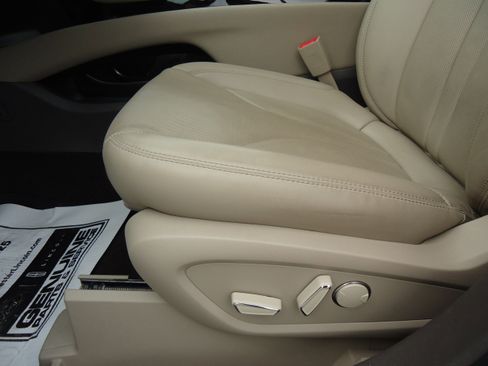 Used 2023 Lincoln Nautilus Reserve w/ Equipment Group 201A AWD/4WD image 24