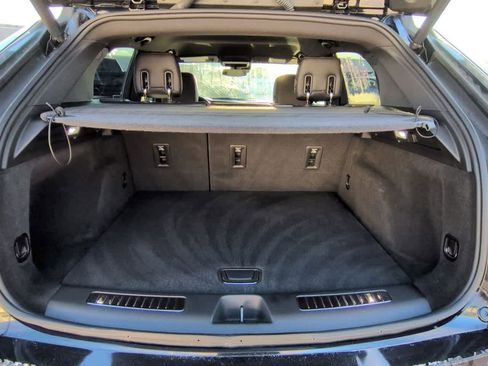 Certified 2023 Cadillac XT4 Sport w/ Technology Package image 32