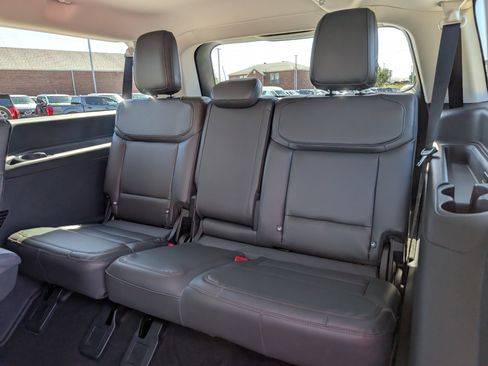 New 2025 Ford Expedition Max Active image 24