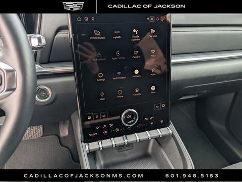 Used 2025 GMC Terrain Elevation image 11