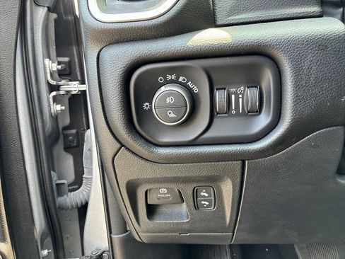 Used 2025 RAM 1500 Big Horn AWD/4WD image 14