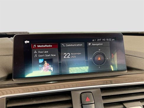 Used 2018 BMW 330i xDrive Sedan w/ Convenience Package image 15